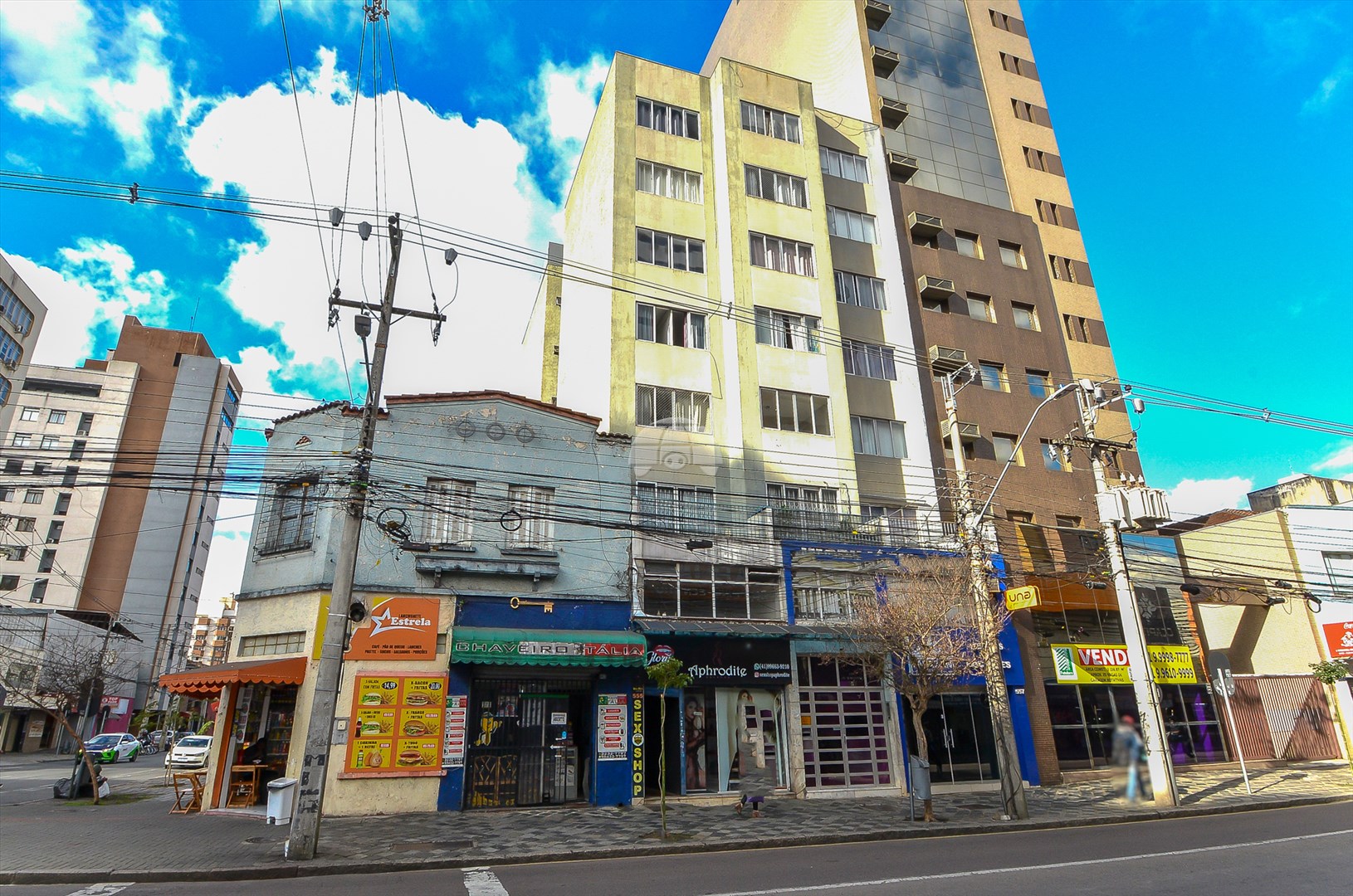 Kitnet à venda em Centro, Curitiba — Portal Chave Fácil