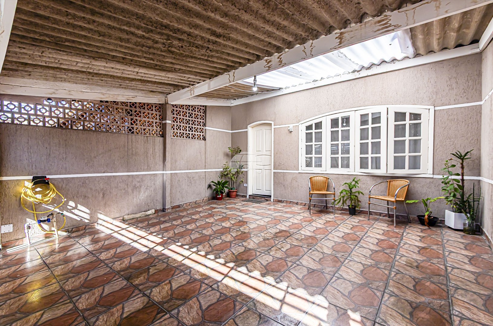 Casa à venda em Cajuru, Curitiba — Portal Chave Fácil