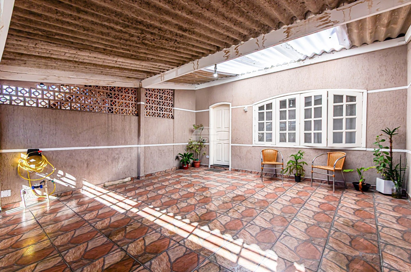 Casa à venda em Cajuru, Curitiba — Portal Chave Fácil