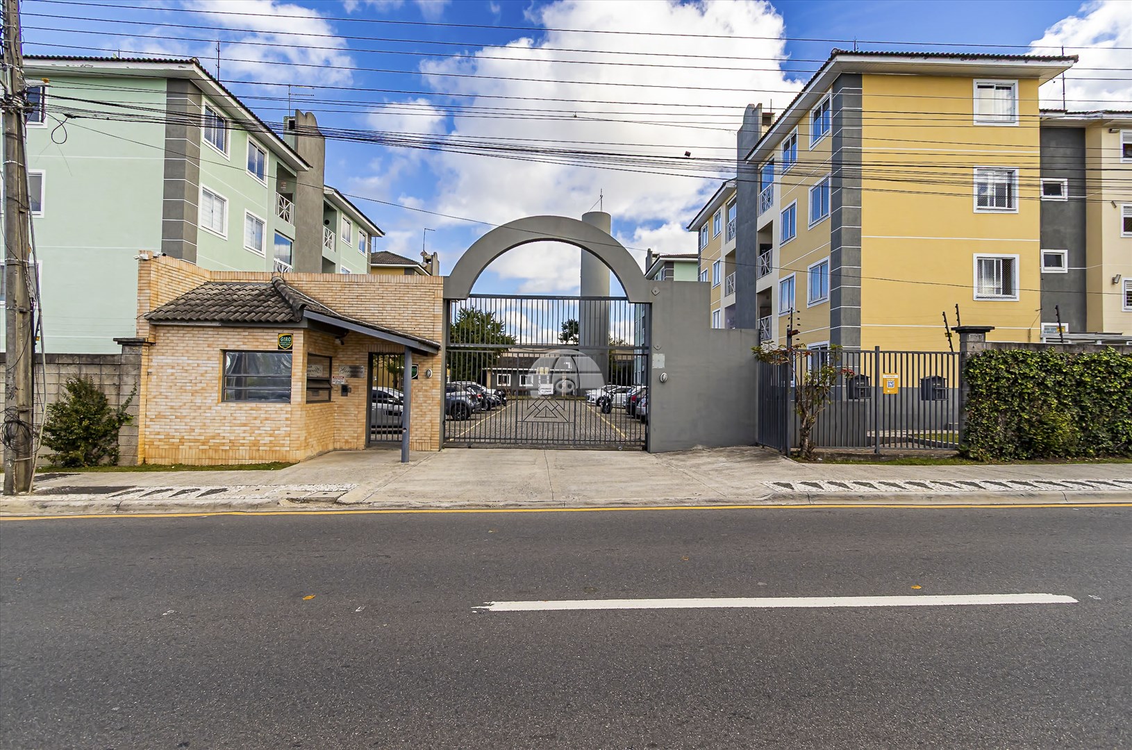 Apartamento à venda em Cajuru, Curitiba — Portal Chave Fácil