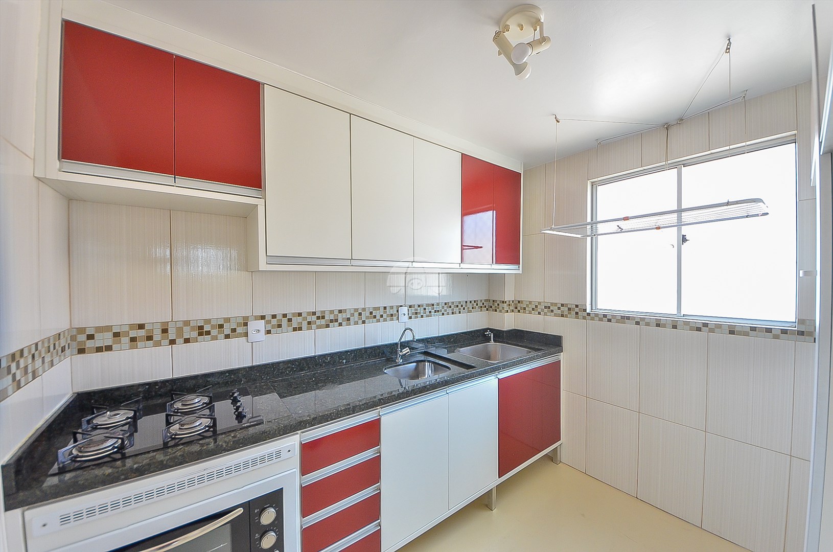 Apartamento à venda em Sítio Cercado, Curitiba — Portal Chave Fácil