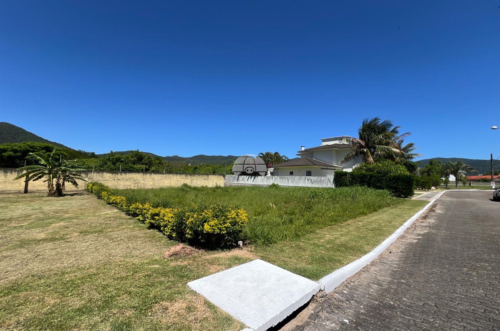 Terreno à venda em Cacupé, Florianópolis — Portal Chave Fácil