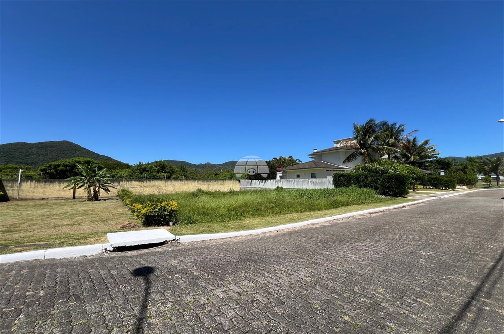 Terreno à venda em Cacupé, Florianópolis — Portal Chave Fácil