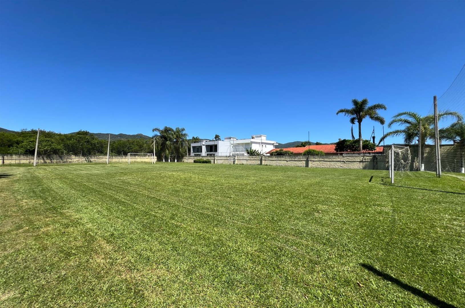 Terreno à venda em Cacupé, Florianópolis — Portal Chave Fácil