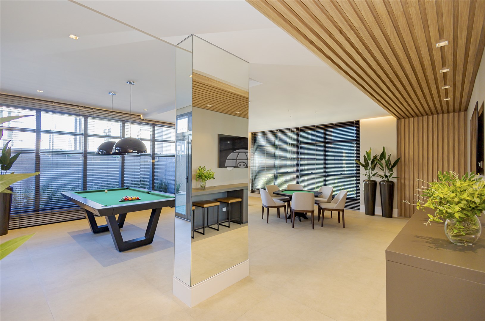 Apartamento à venda em Centro, Curitiba — Construa Assessoria Imobiliária