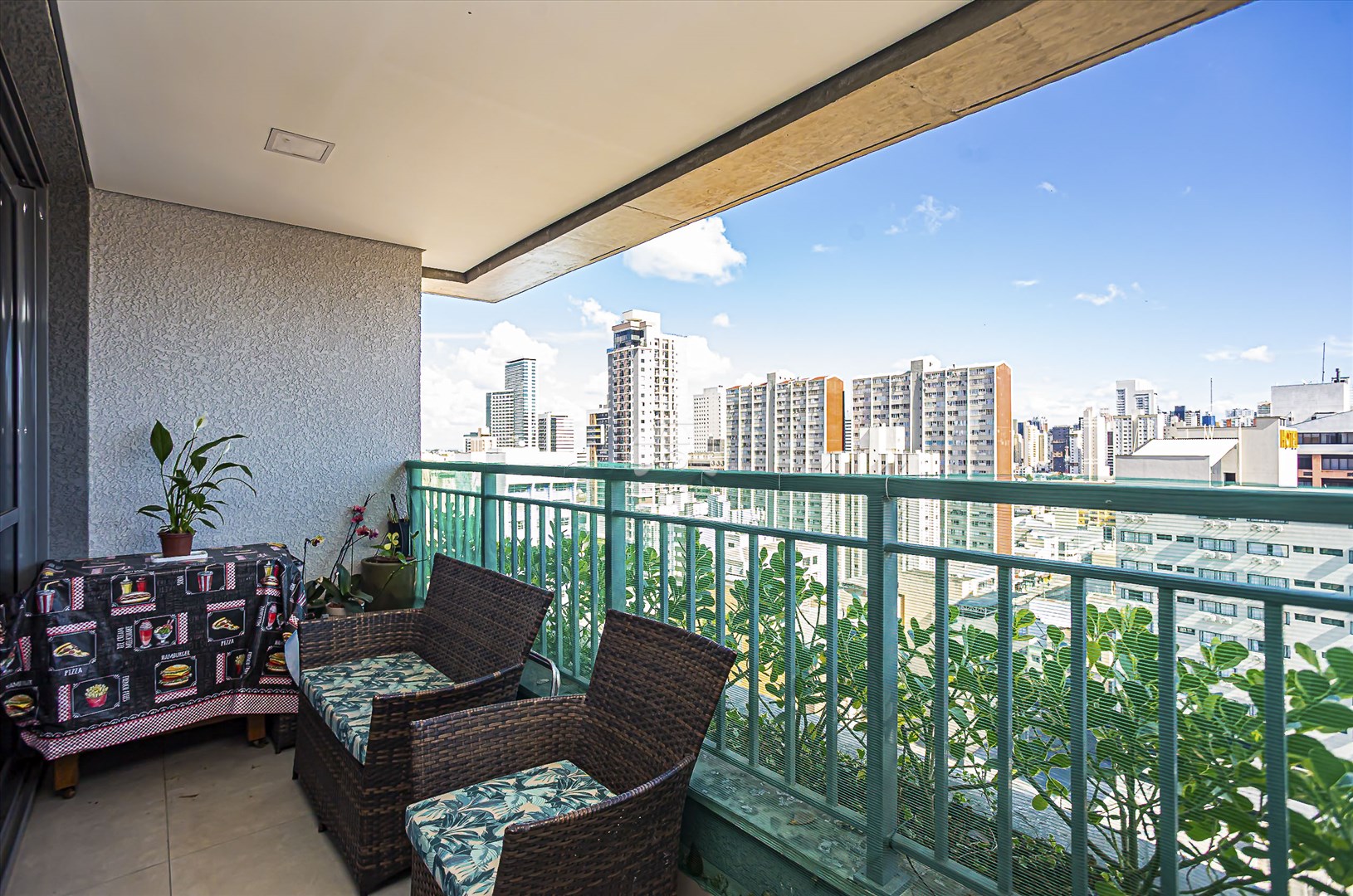 Apartamento à venda em Centro, Curitiba — Construa Assessoria Imobiliária