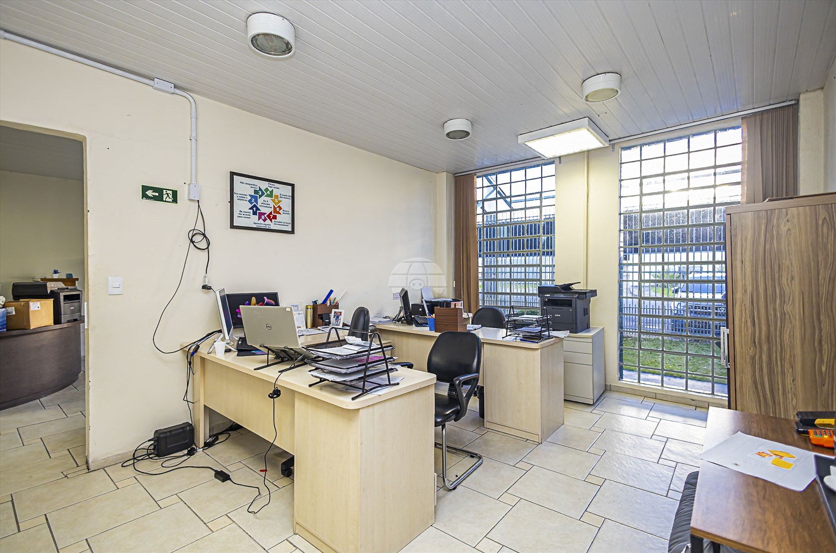 Barracão Comercial para Venda no Bairro Bacacheri ref. 229142 (8 / 10)