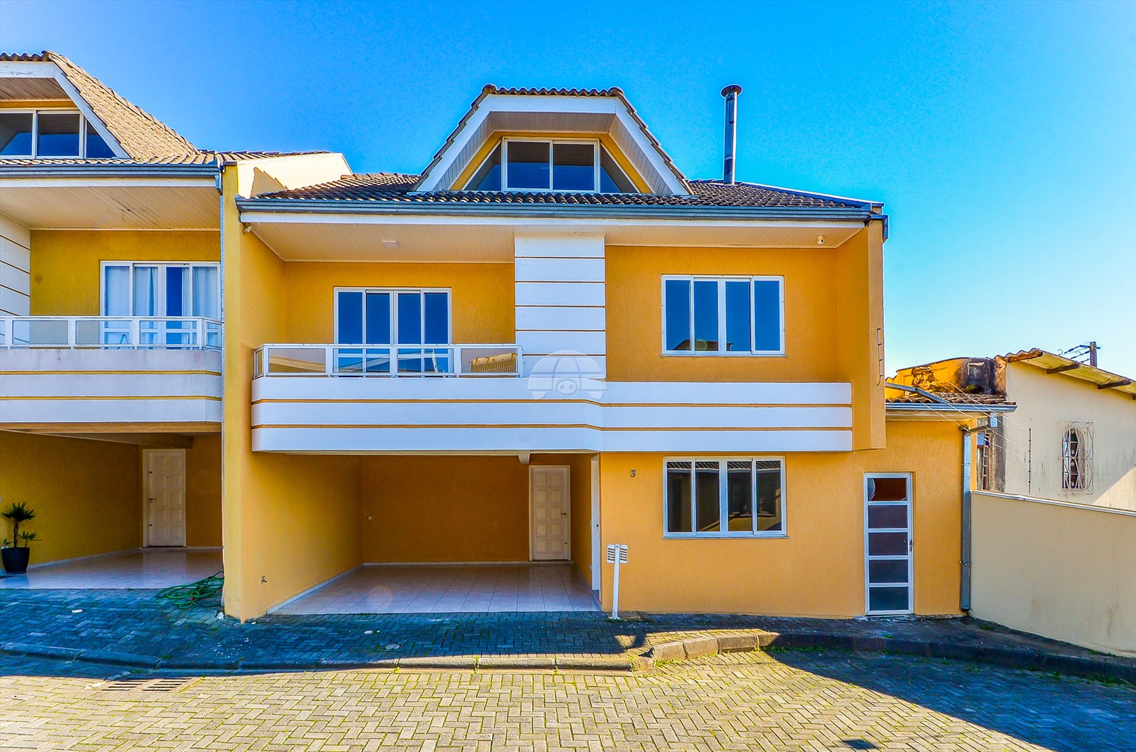 Casa à venda em Roça Grande, Colombo — Portal Chave Fácil