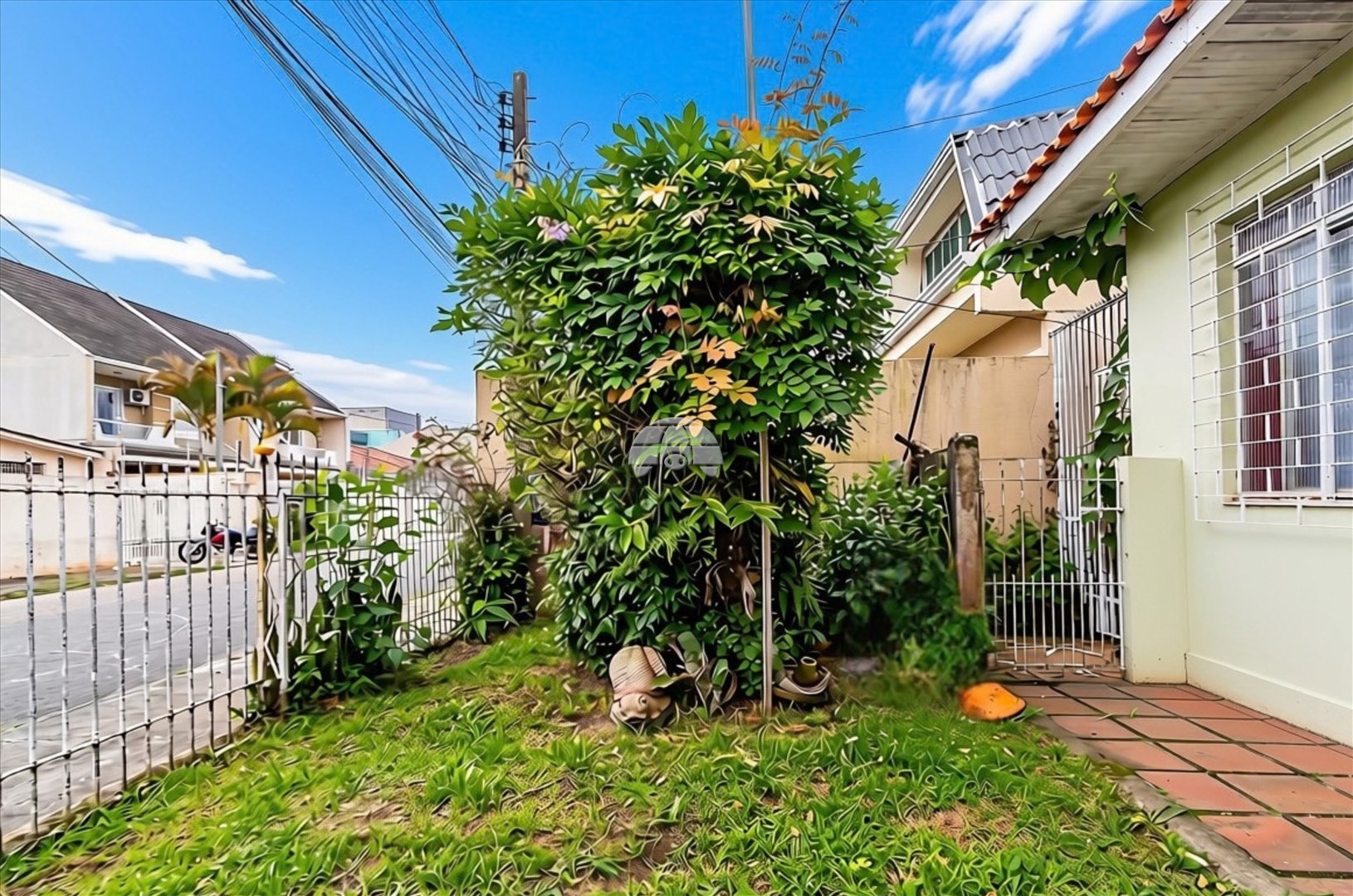 Terreno à venda em Cajuru, Curitiba — Portal Chave Fácil