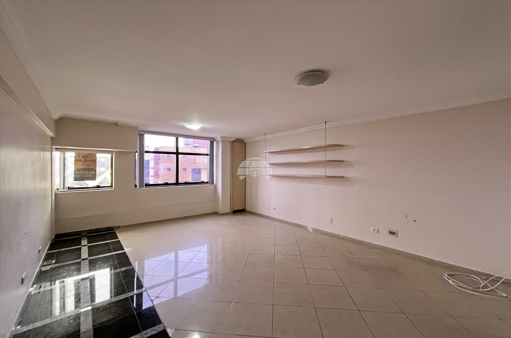 Sala/Conjunto Comercial para alugar em Água Verde, Curitiba — Portal Chave Fácil