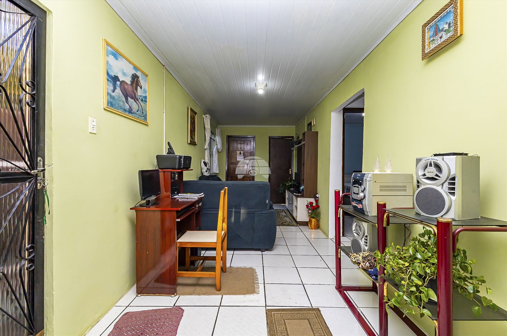 Casa à venda em Sítio Cercado, Curitiba — Outrasul Imobiliária