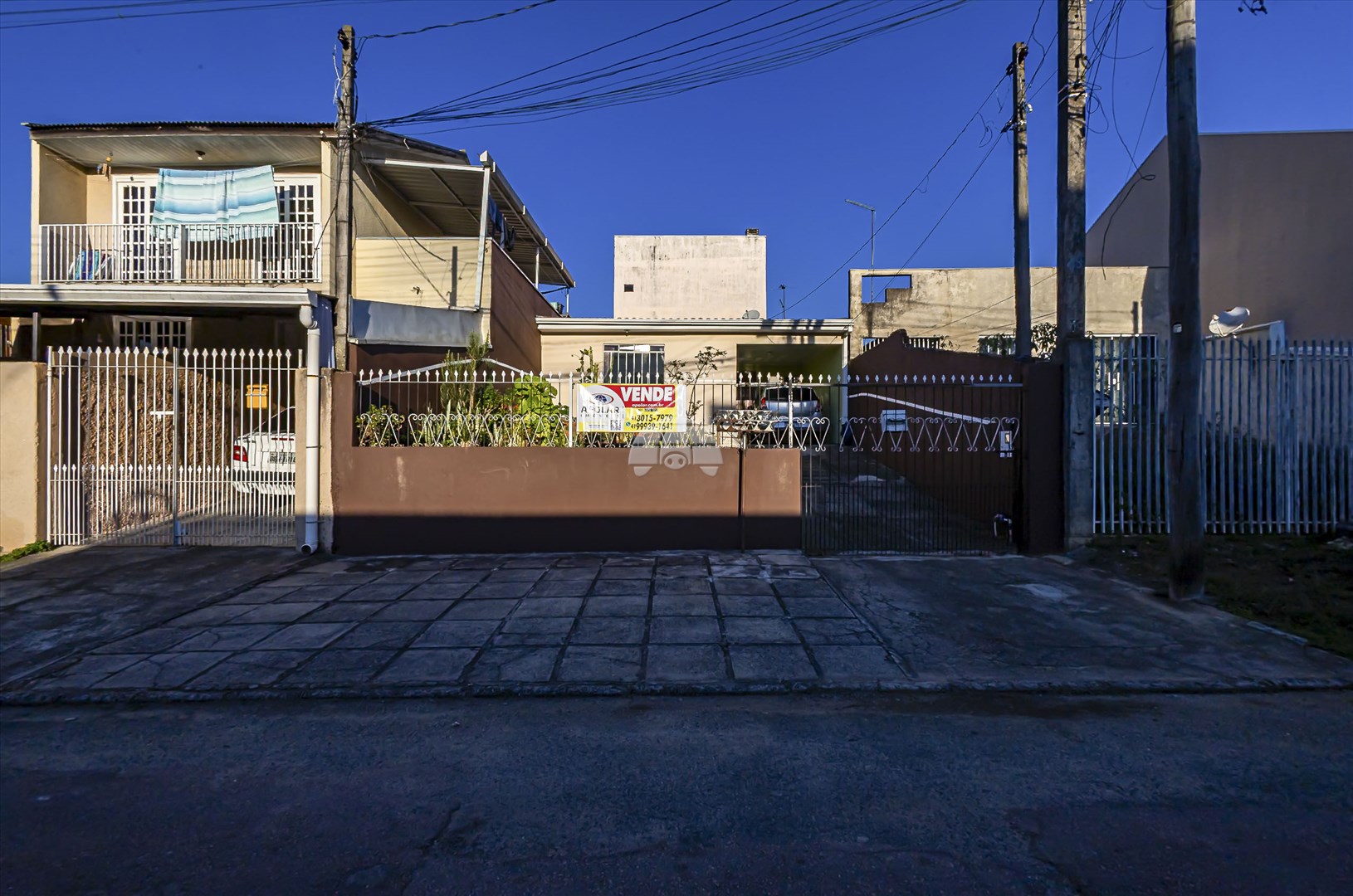 Casa à venda em Sítio Cercado, Curitiba — Outrasul Imobiliária