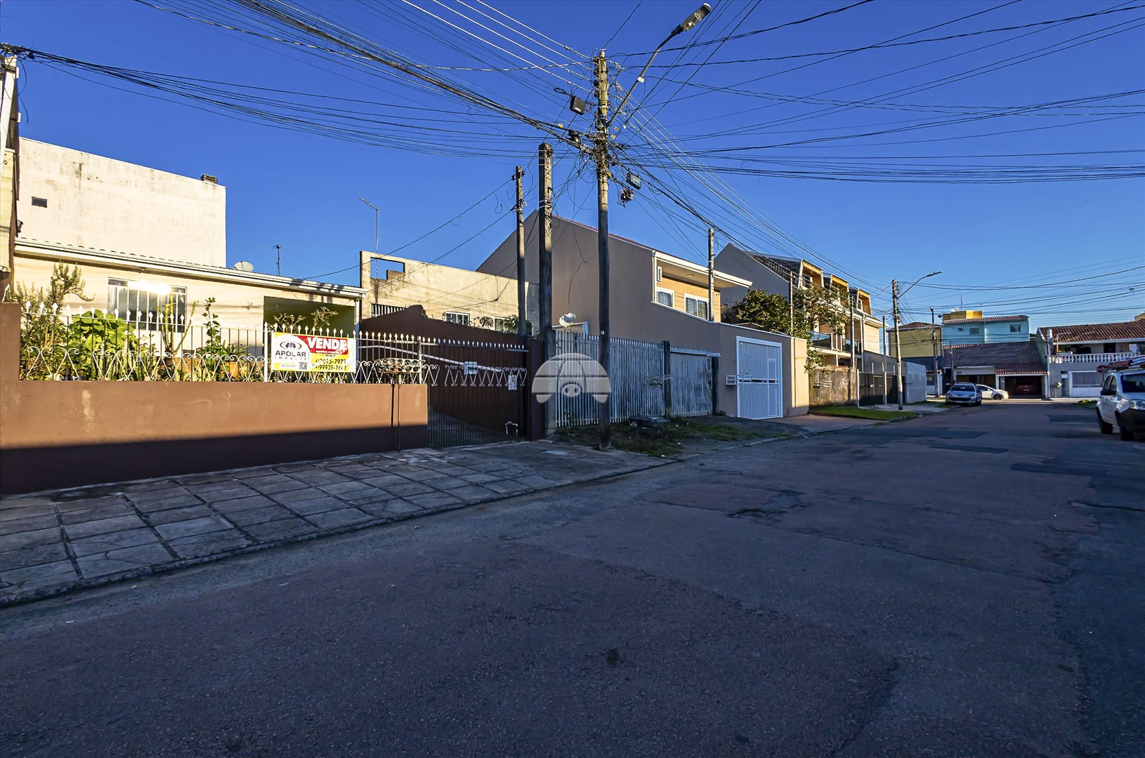 Casa à venda em Sítio Cercado, Curitiba — Outrasul Imobiliária