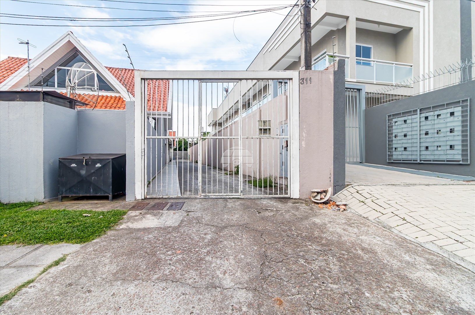 Casa à venda em Uberaba, Curitiba — Portal Chave Fácil