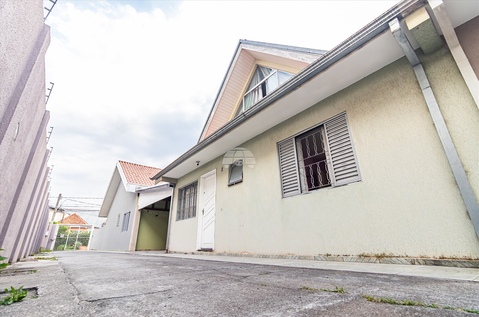 Casa à venda em Uberaba, Curitiba — Portal Chave Fácil