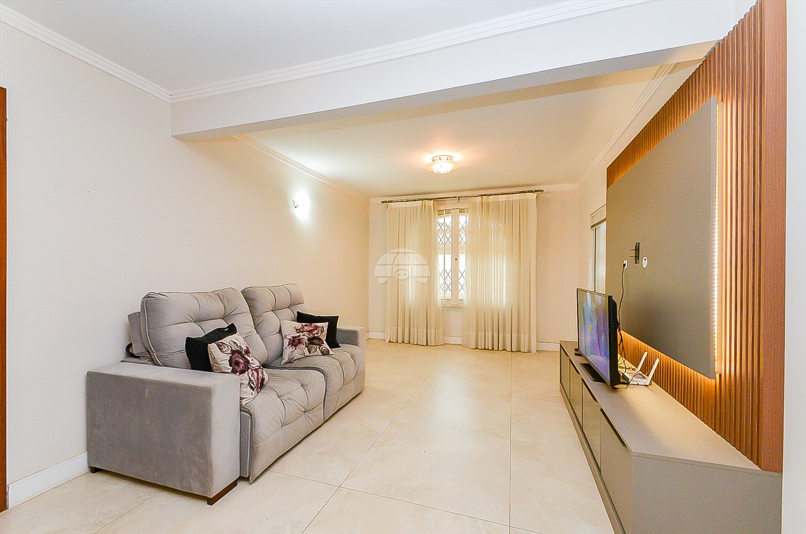 Casa Comercial/Residencial para Venda no Bairro Butiatuvinha ref. 229181 (10 / 10)
