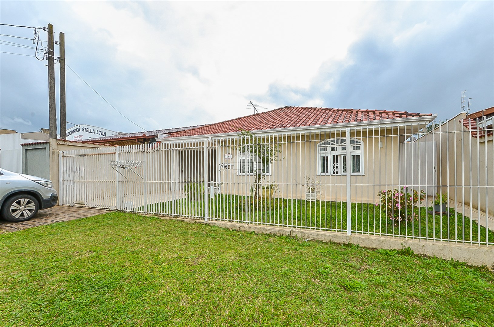 Casa à venda em Butiatuvinha, Curitiba — Portal Chave Fácil
