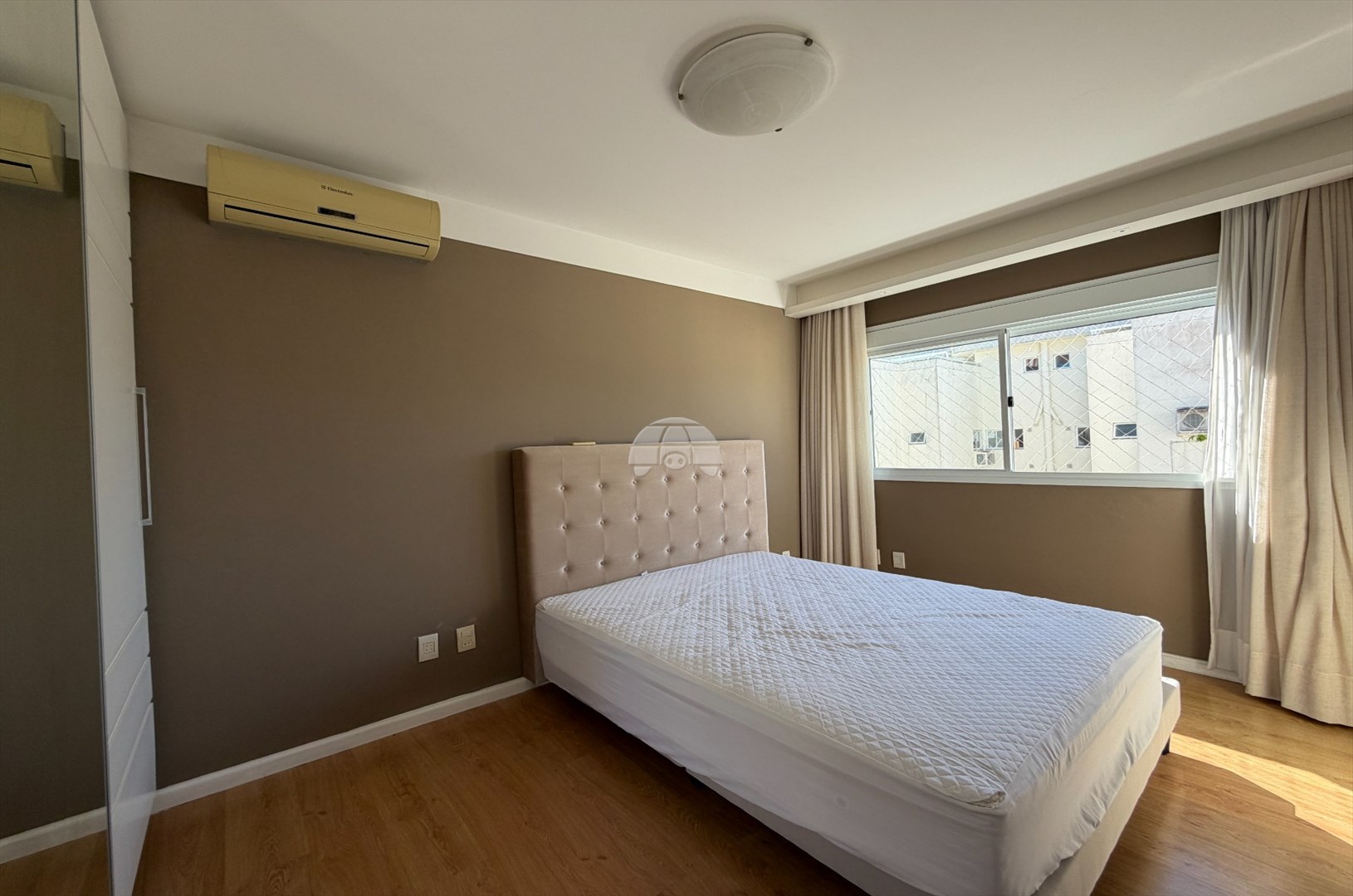 Cobertura Residencial para Venda no Bairro Córrego Grande ref. 229190 (2 / 10)