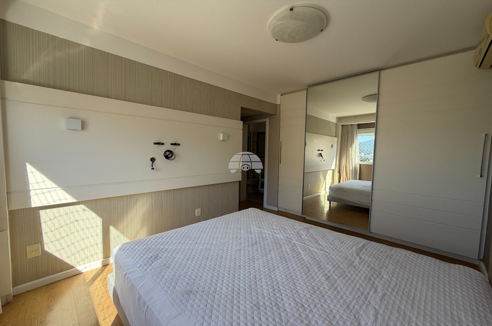 Cobertura Residencial para Venda no Bairro Córrego Grande ref. 229190 (3 / 10)
