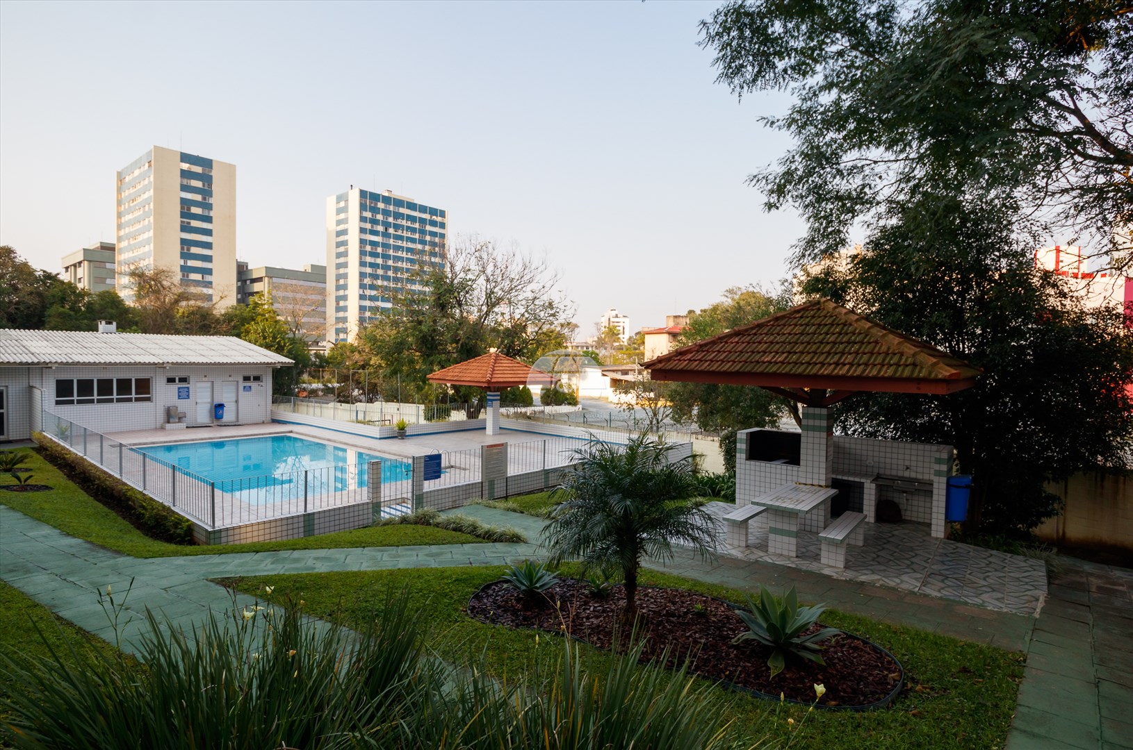 Apartamento à venda em Cabral, Curitiba — Kondor Imóveis: Imobiliária em Curitiba | Uma imobiliária pra você