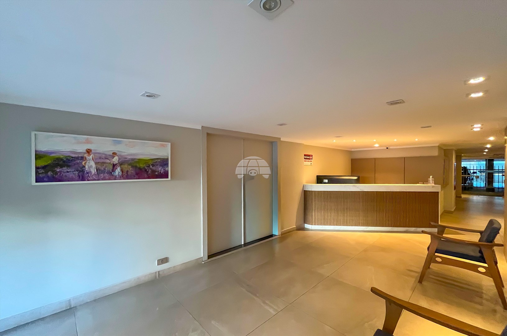 Apartamento para alugar em Cristo Rei, Curitiba — Outrasul Imobiliária