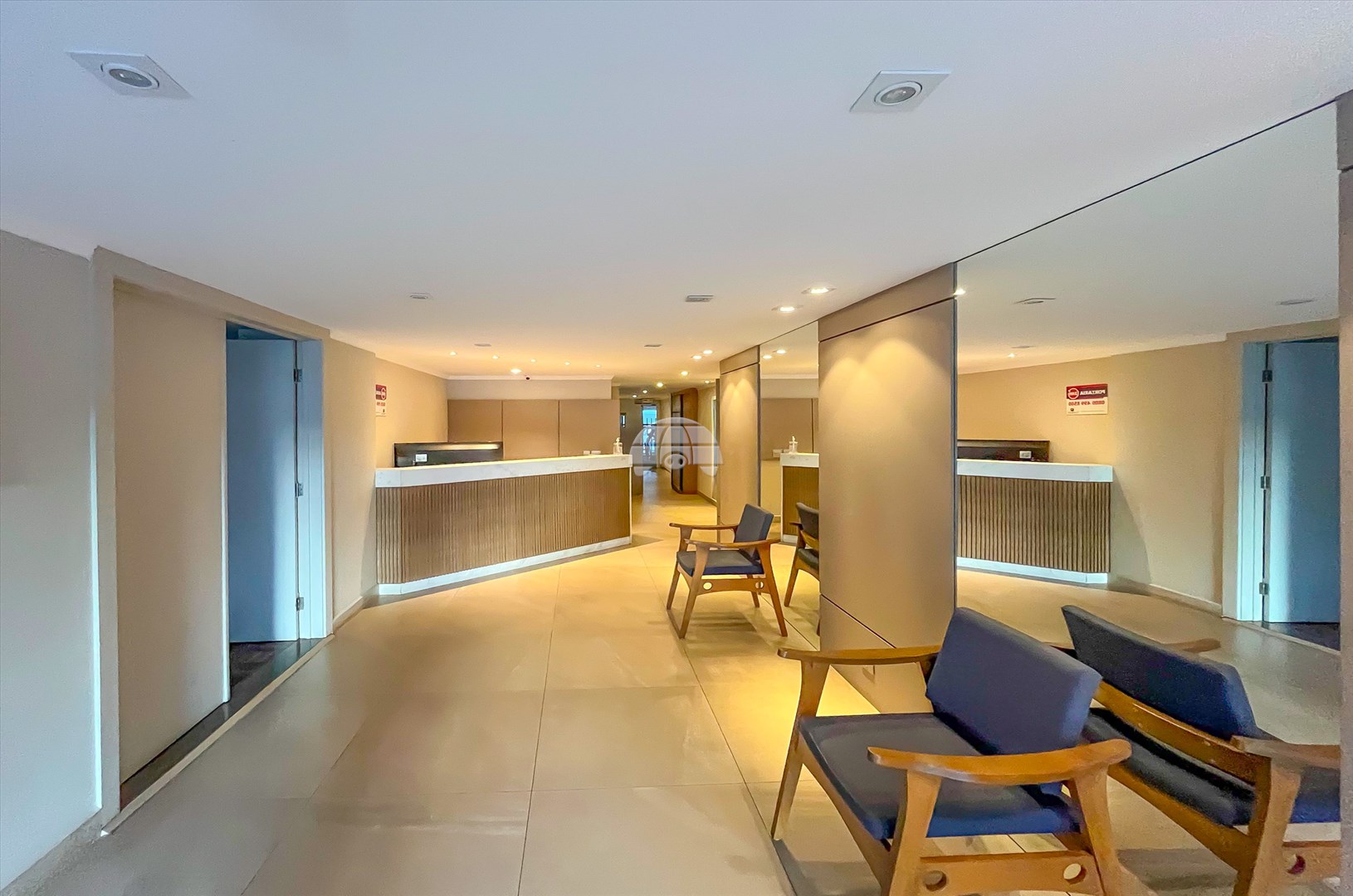 Apartamento para alugar em Cristo Rei, Curitiba — Outrasul Imobiliária