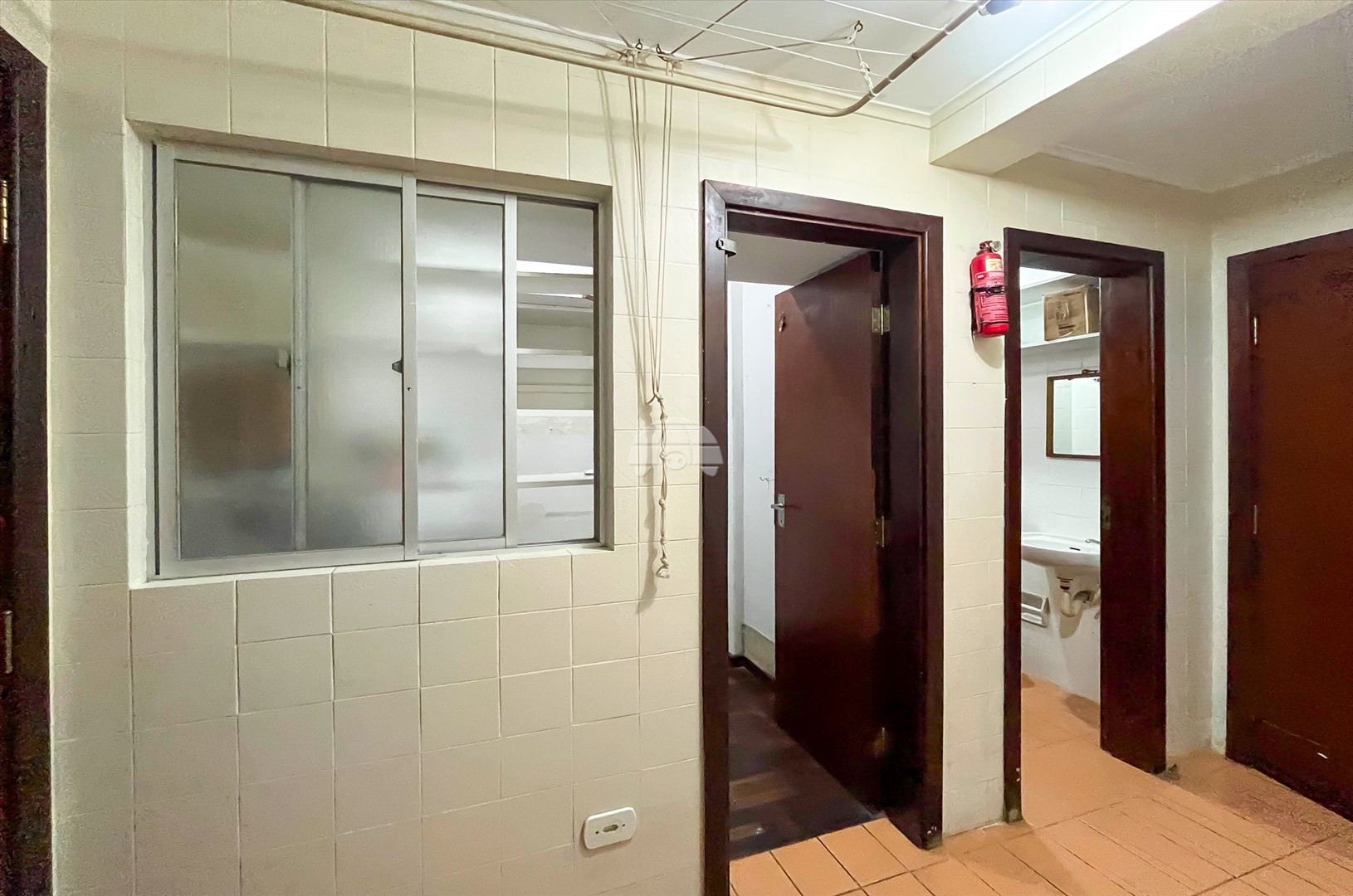 Apartamento para alugar em Cristo Rei, Curitiba — Outrasul Imobiliária