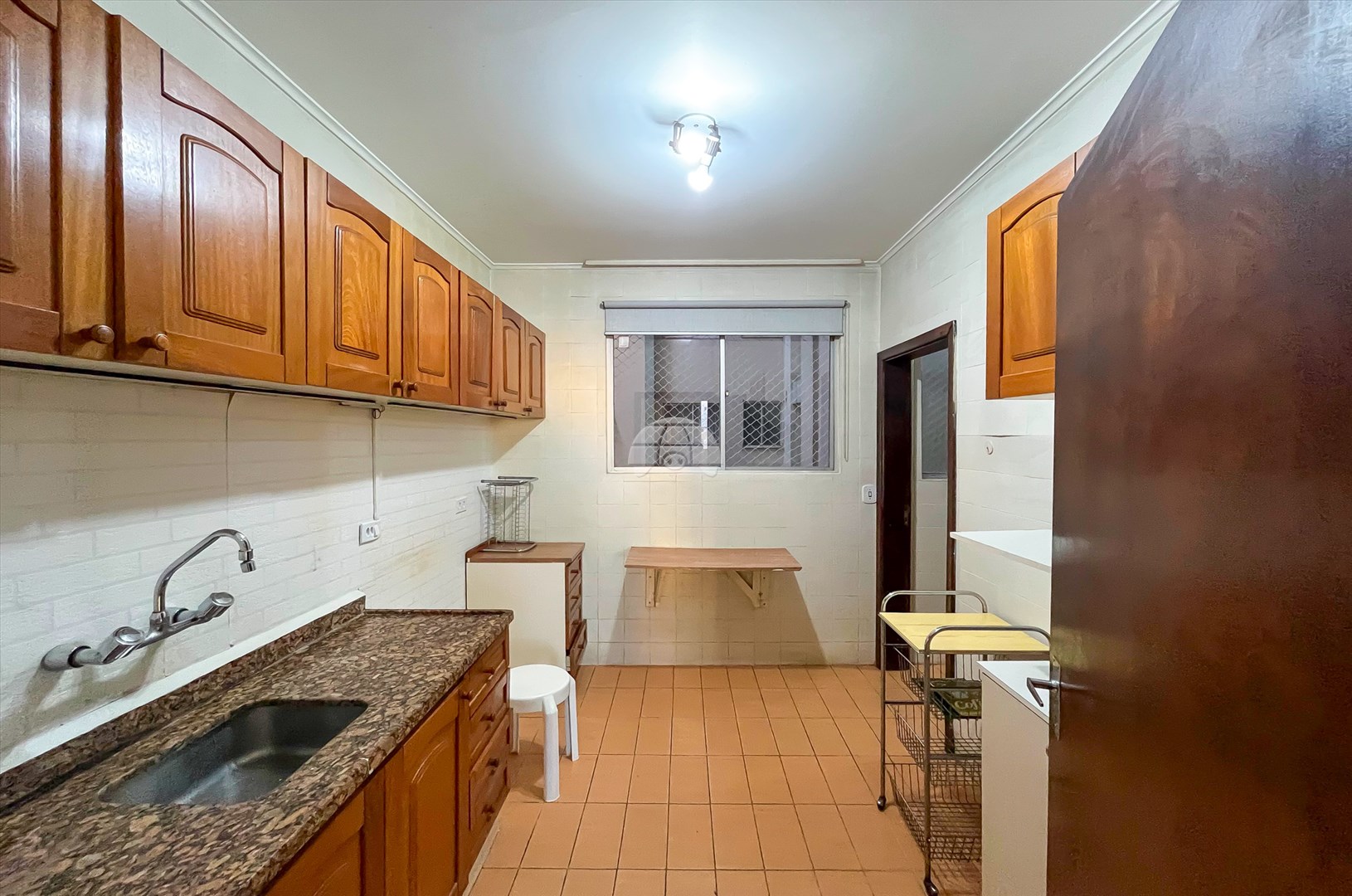 Apartamento para alugar em Cristo Rei, Curitiba — Outrasul Imobiliária