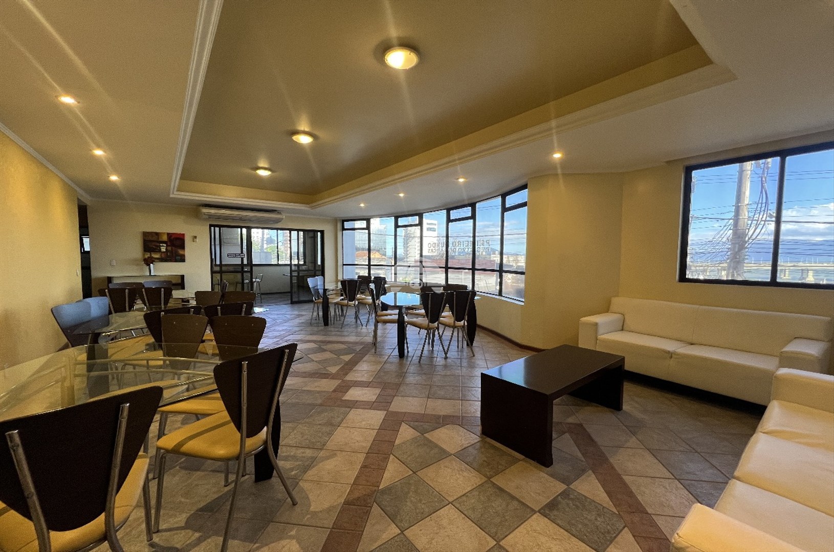 Apartamento Residencial para Venda no Bairro Centro ref. 229229 (10 / 10)