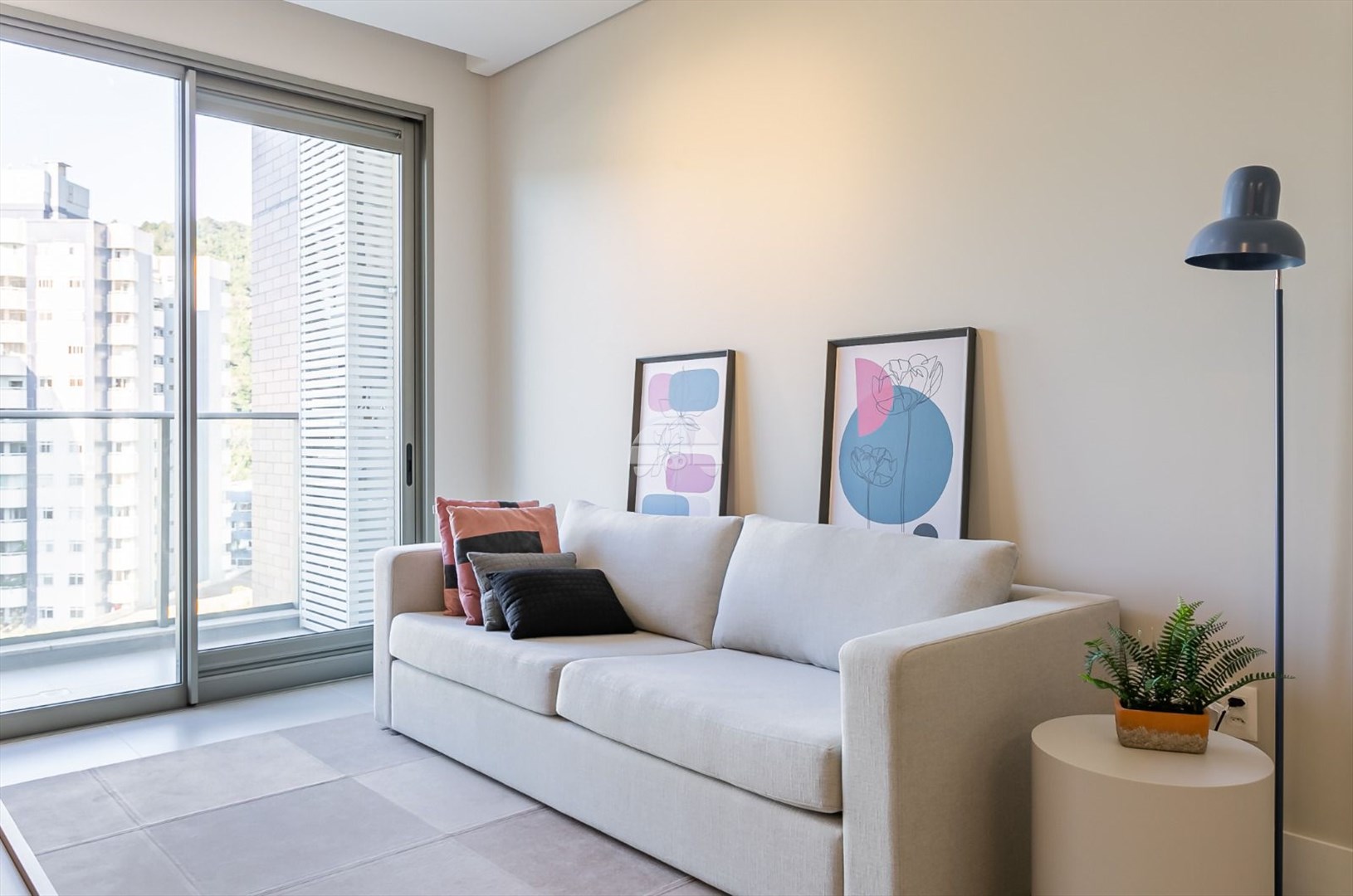 Apartamento à venda em Córrego Grande, Florianópolis — Portal Chave Fácil