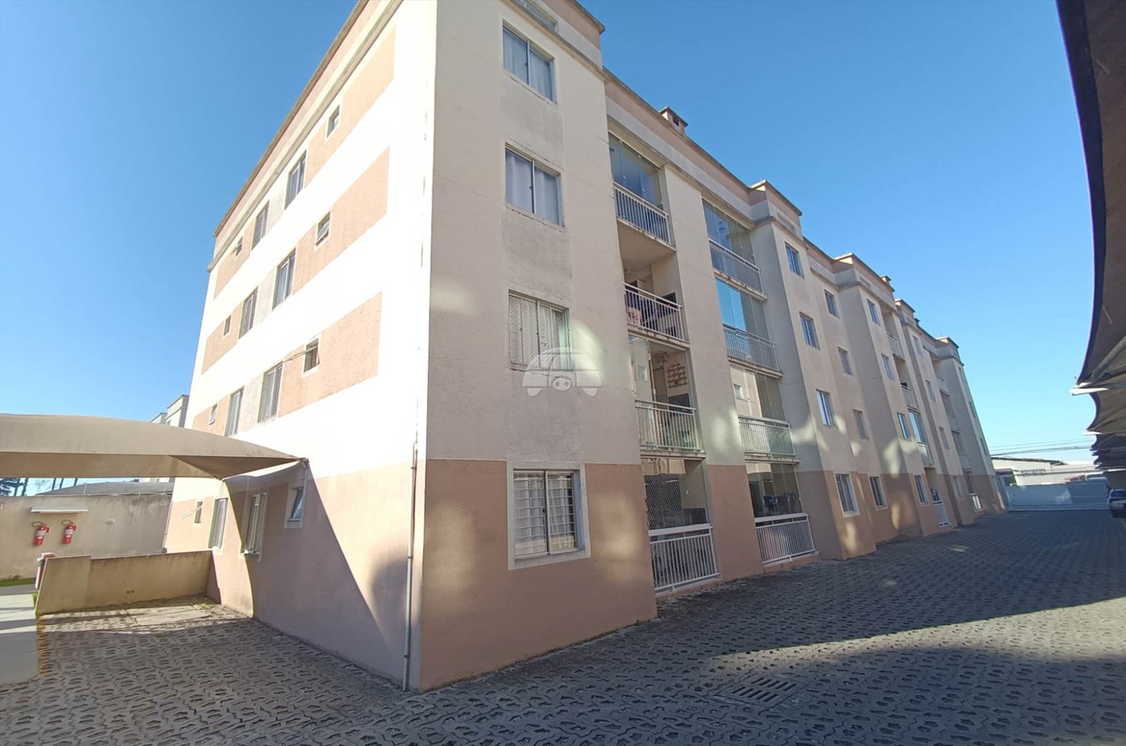 Apartamento à venda em Vargem Grande, Pinhais — Portal Chave Fácil