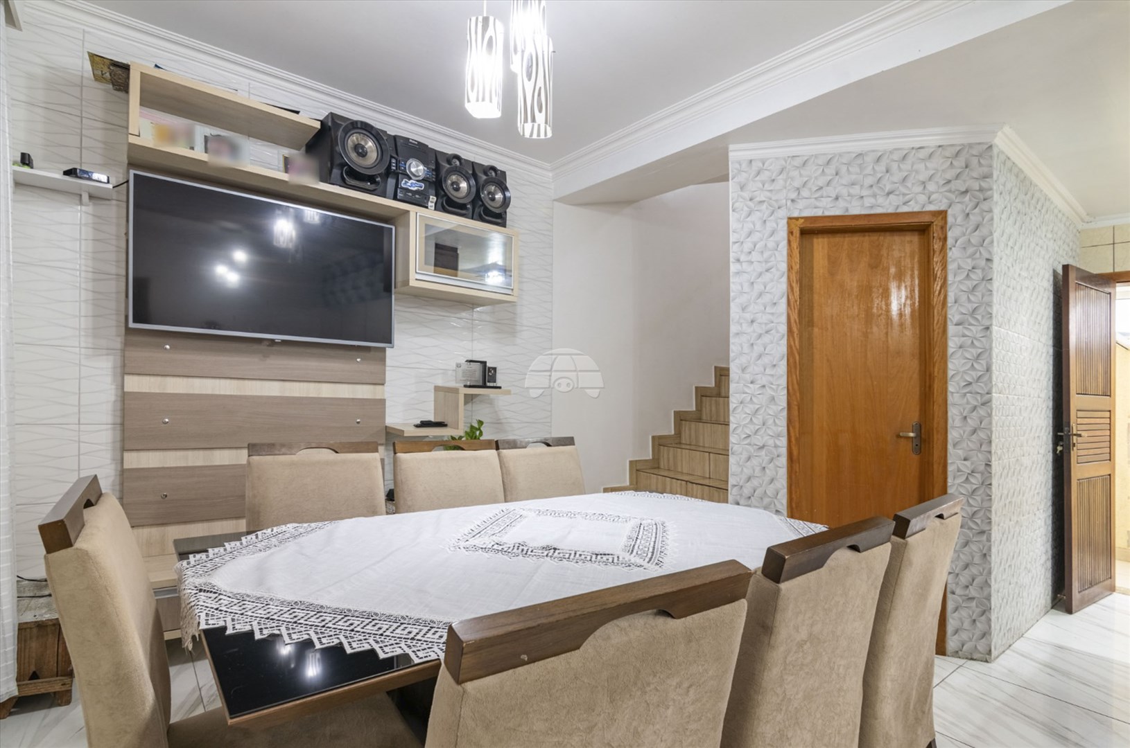Casa à venda em Sítio Cercado, Curitiba — Outrasul Imobiliária
