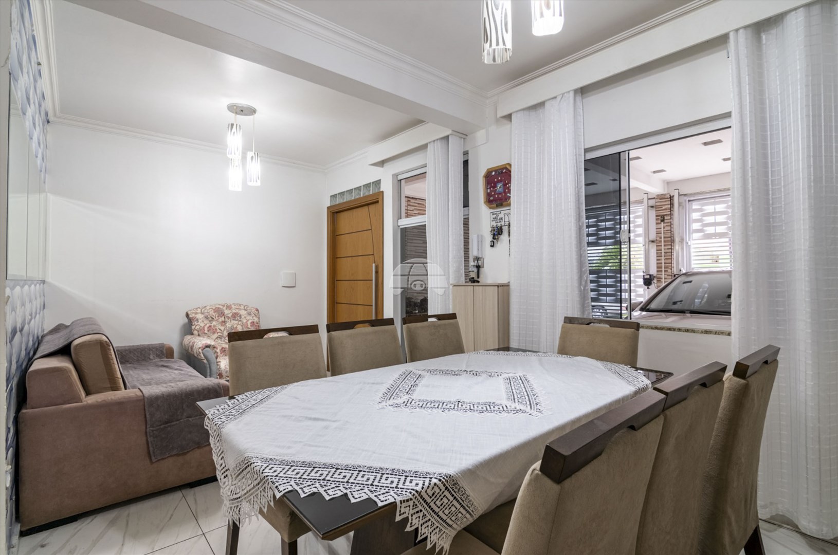 Casa à venda em Sítio Cercado, Curitiba — Outrasul Imobiliária