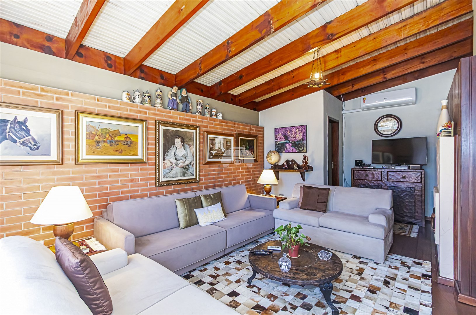Casa à venda em Jardim Botânico, Curitiba — Portal Chave Fácil