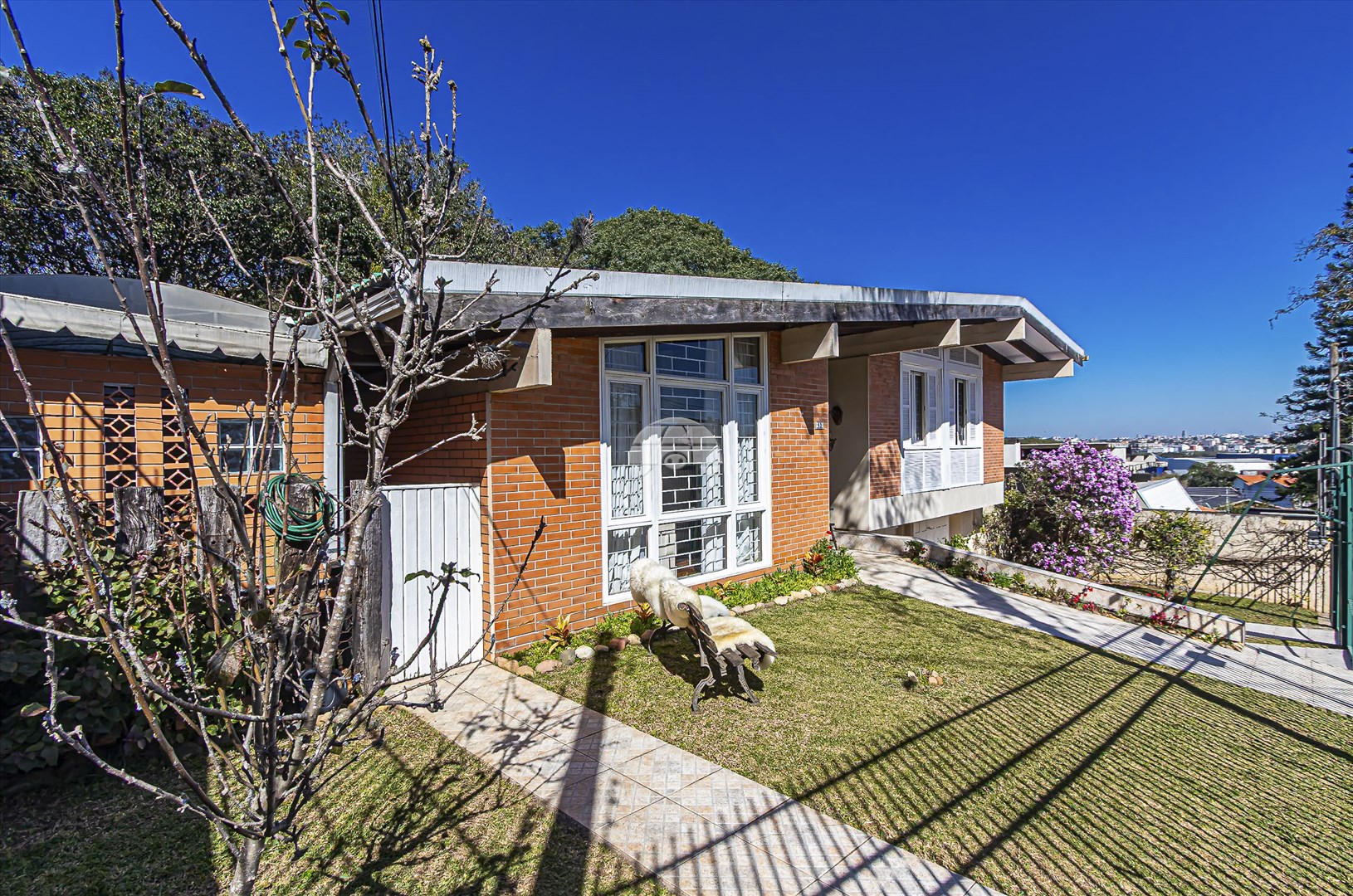 Casa à venda em Jardim Botânico, Curitiba — Portal Chave Fácil