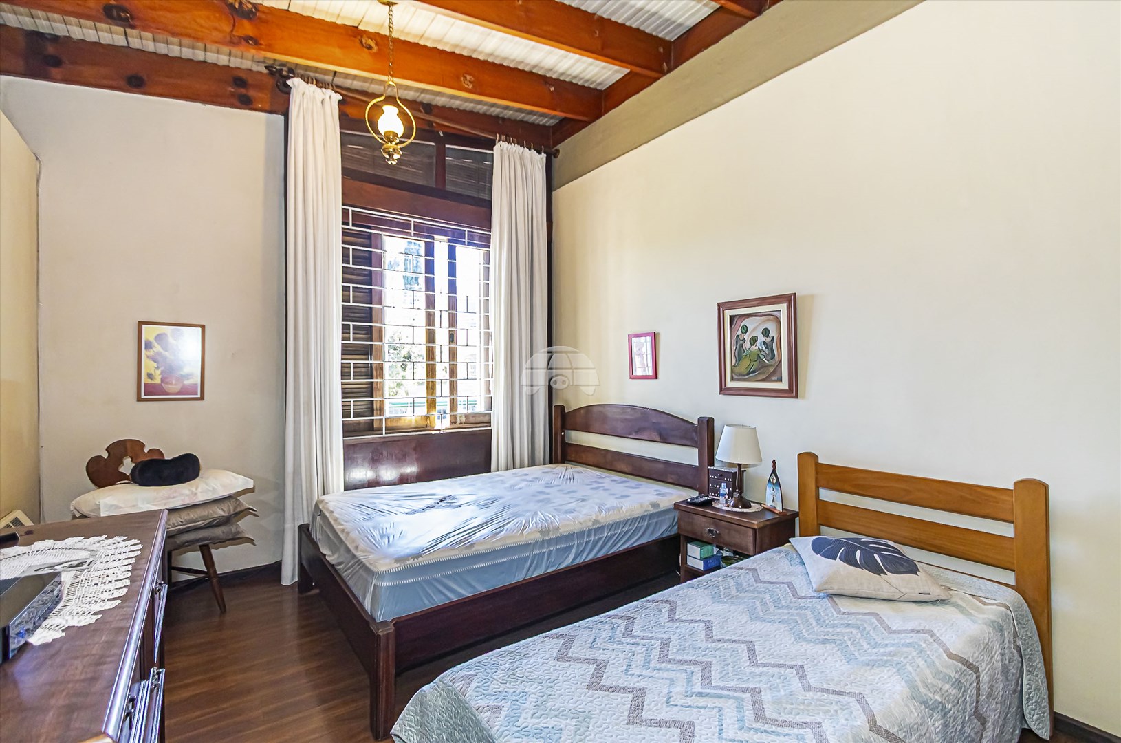 Casa à venda em Jardim Botânico, Curitiba — Imobiliária Cilar