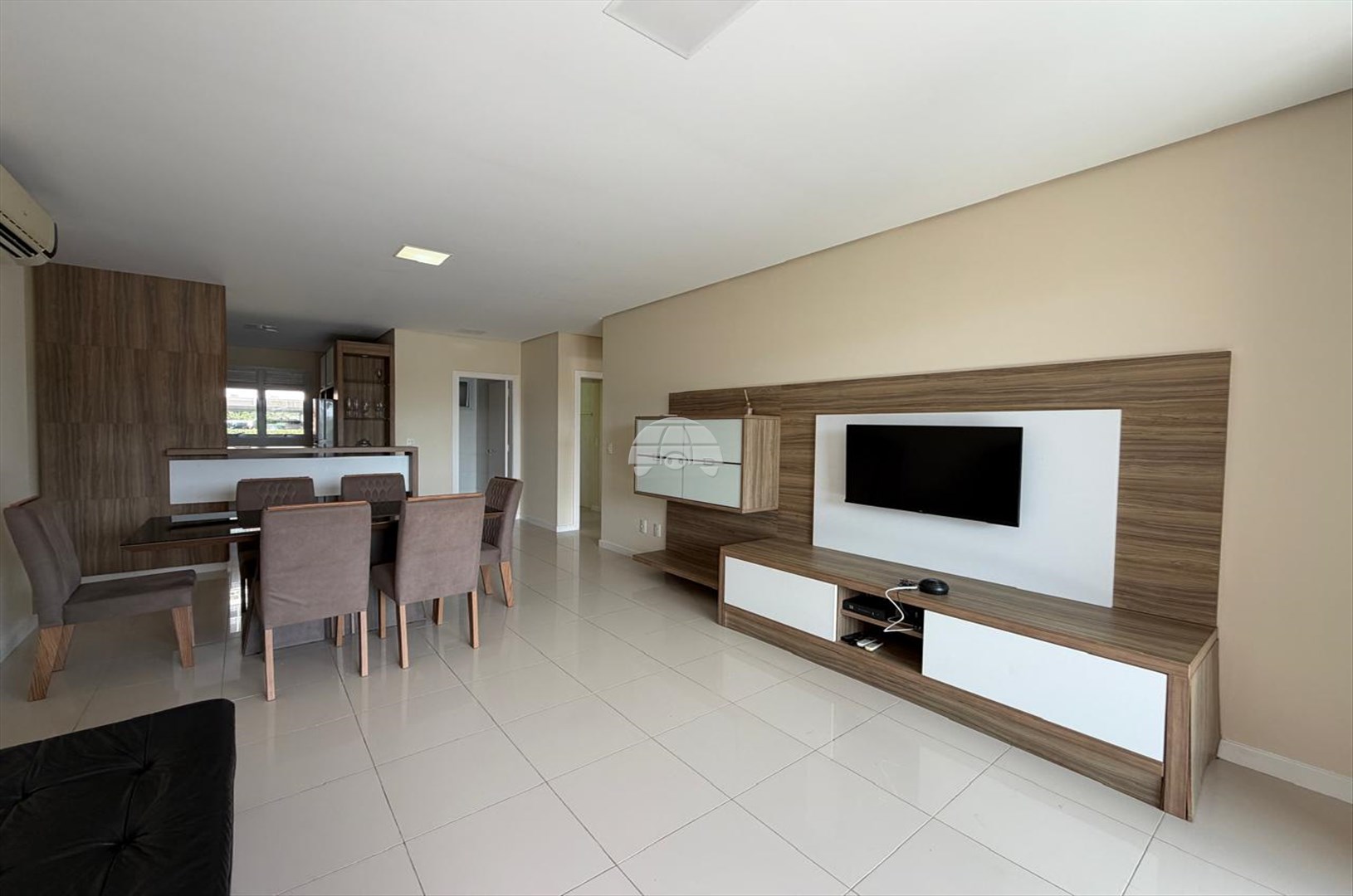 Apartamento à venda em Ingleses Do Rio Vermelho, Florianópolis — Portal Chave Fácil