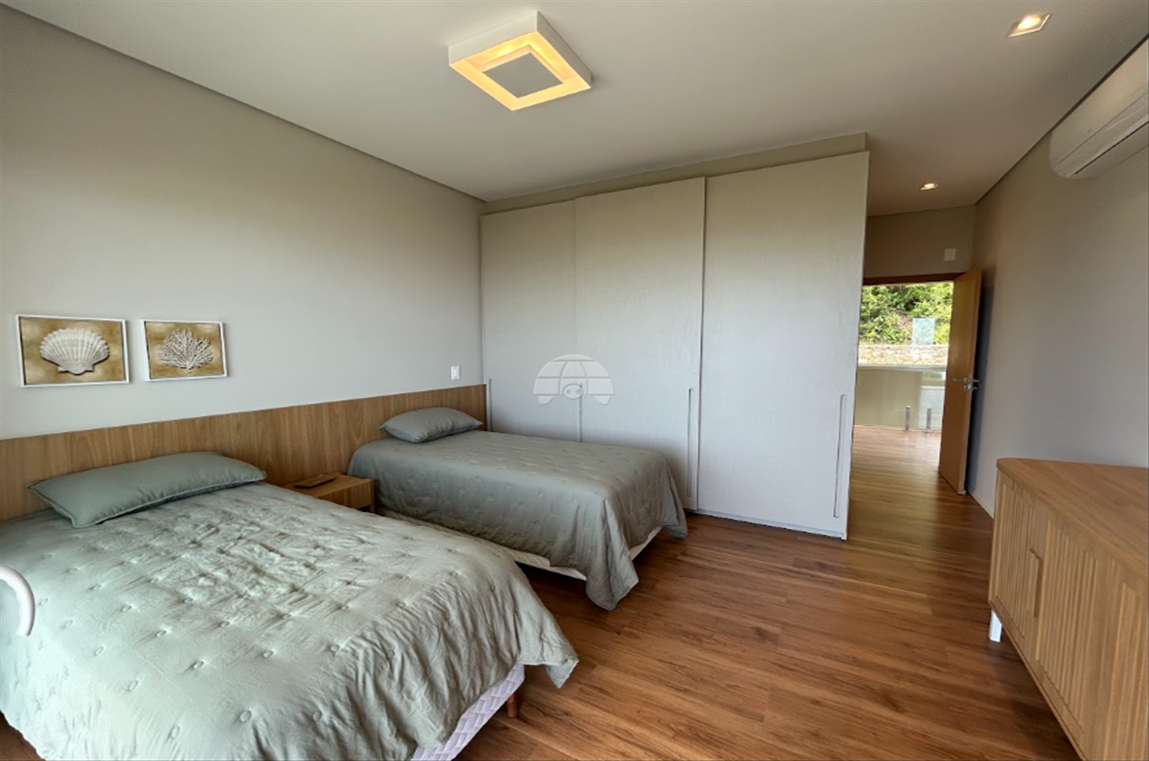 Casa Residencial para Venda no Bairro Praia Brava ref. 229301 (2 / 10)