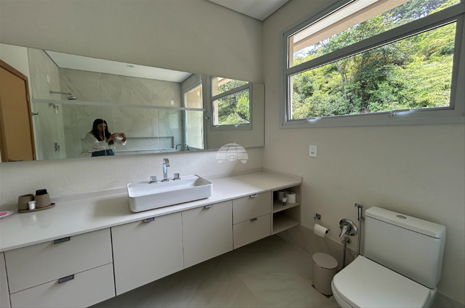 Casa à venda em Praia Brava, Florianópolis — Portal Chave Fácil