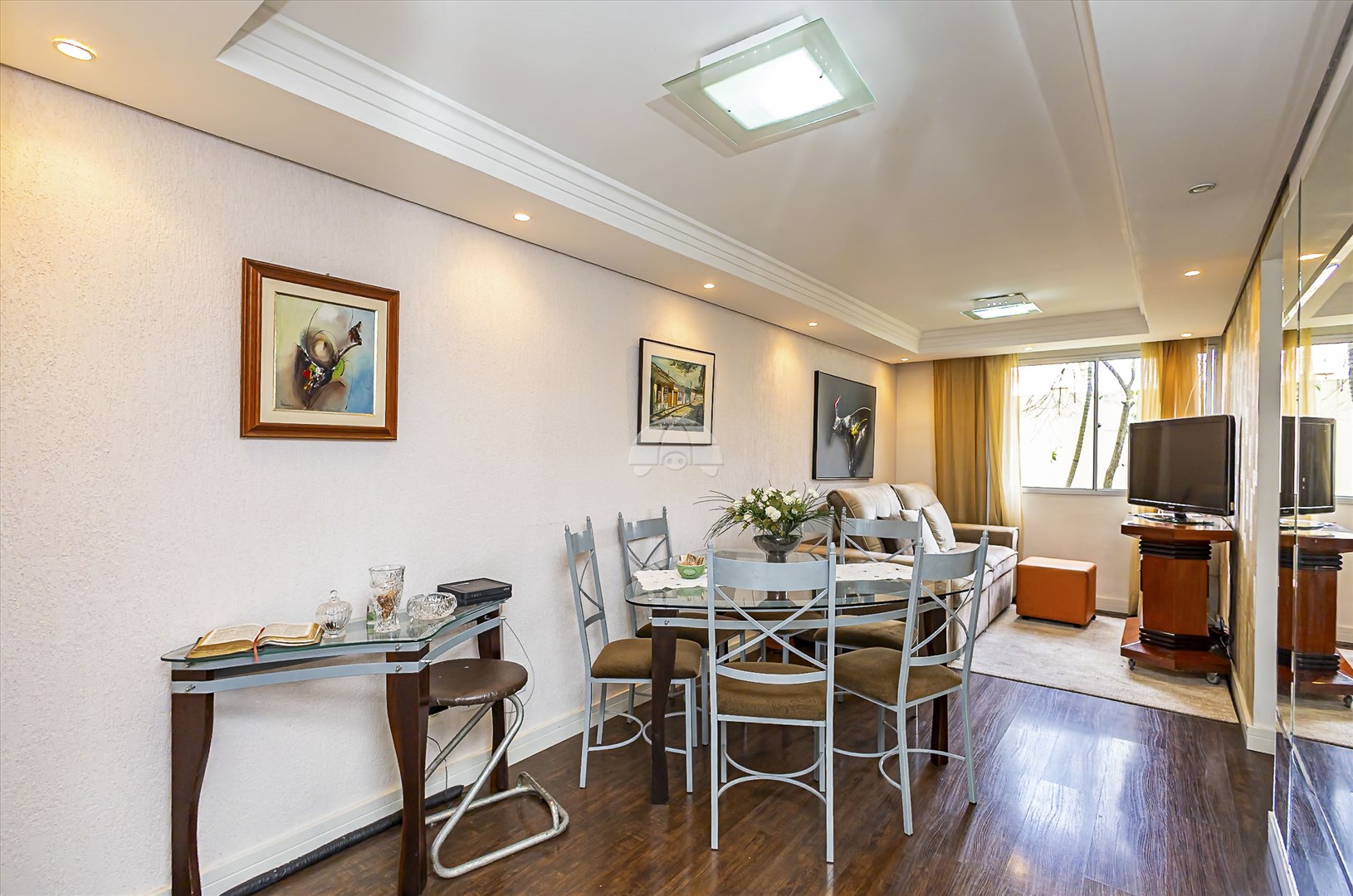 Apartamento à venda em Novo Mundo, Curitiba — Portal Chave Fácil
