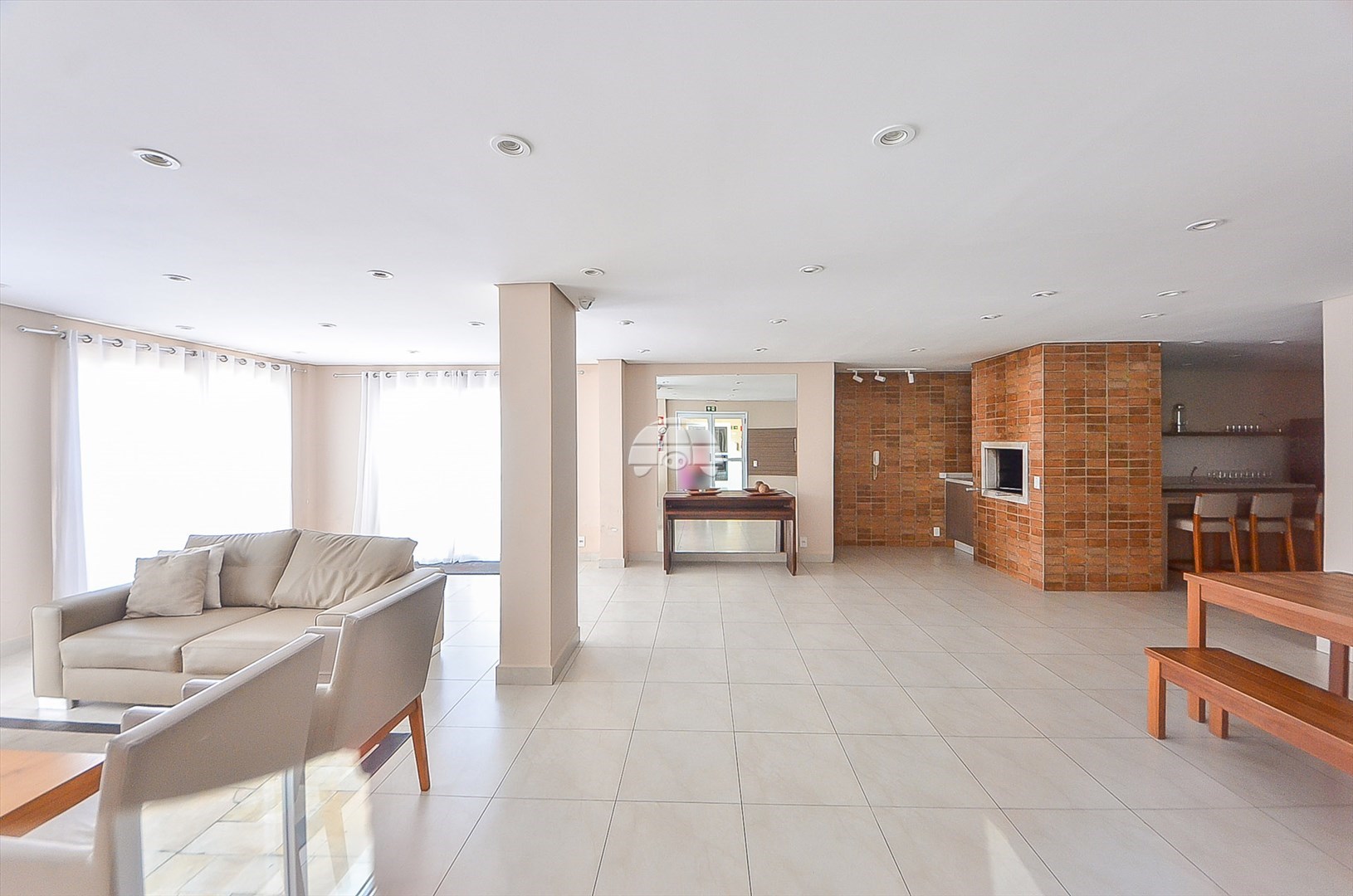Apartamento à venda em Boa Vista, Curitiba — MAFI ADMINISTRADORA DE IMOVEIS LTDA