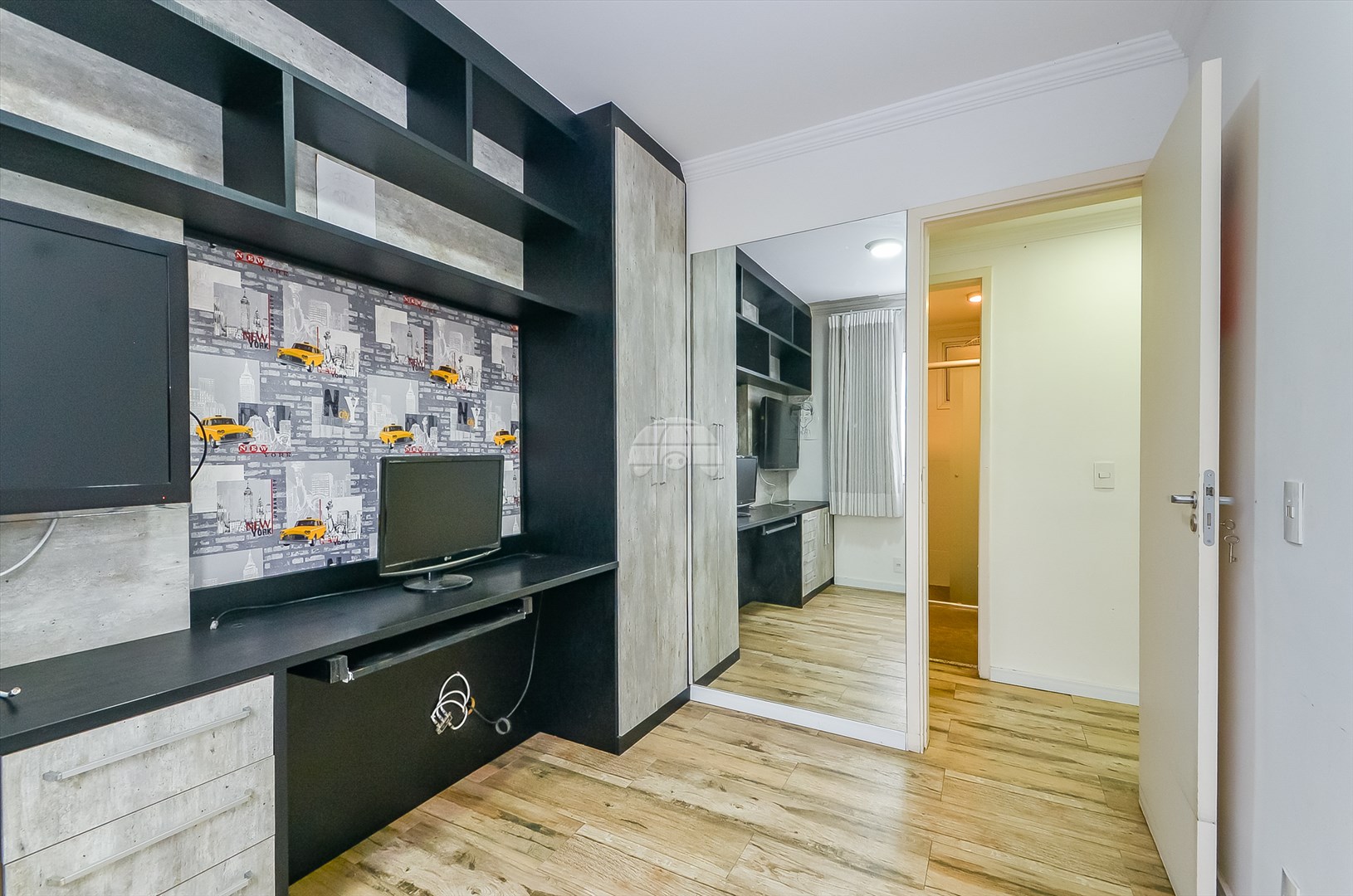 Apartamento à venda em Boa Vista, Curitiba — MAFI ADMINISTRADORA DE IMOVEIS LTDA