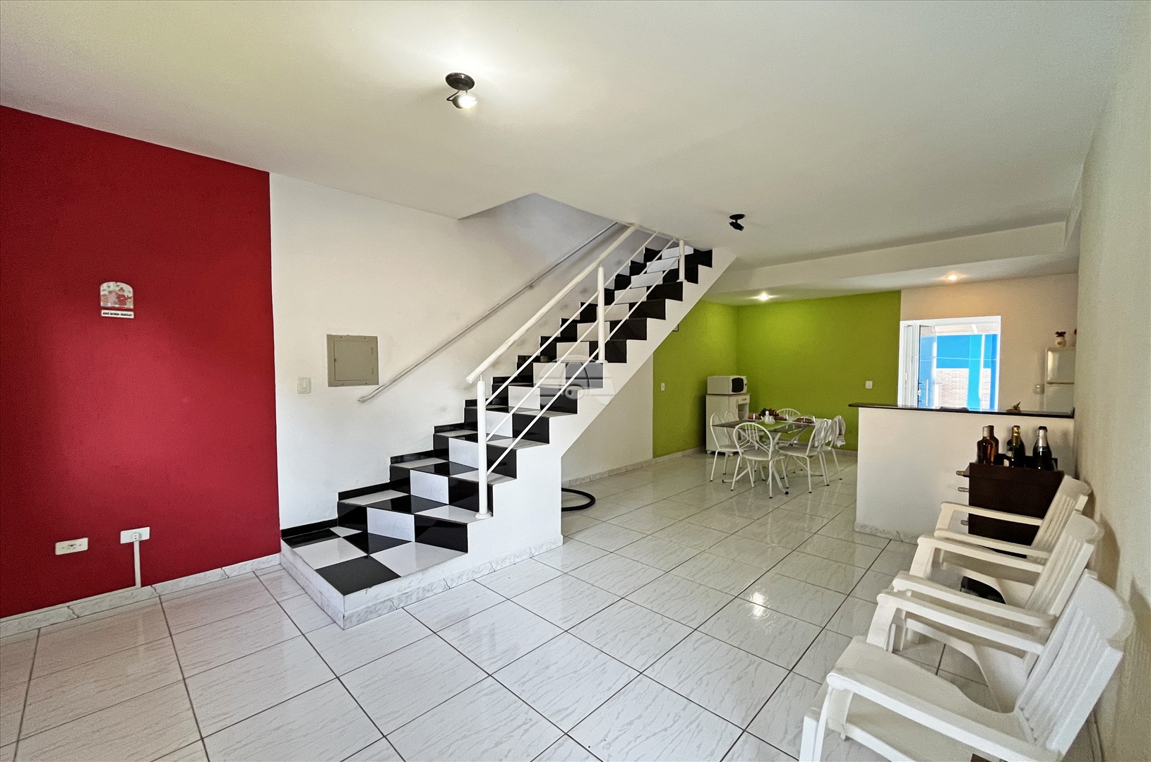 Casa para alugar em Sítio Cercado, Curitiba — Portal Chave Fácil