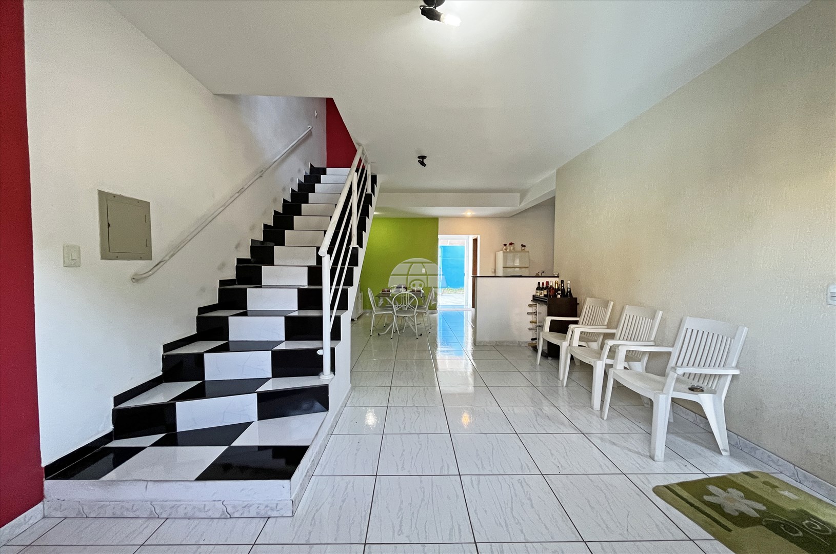 Casa para alugar em Sítio Cercado, Curitiba — Portal Chave Fácil