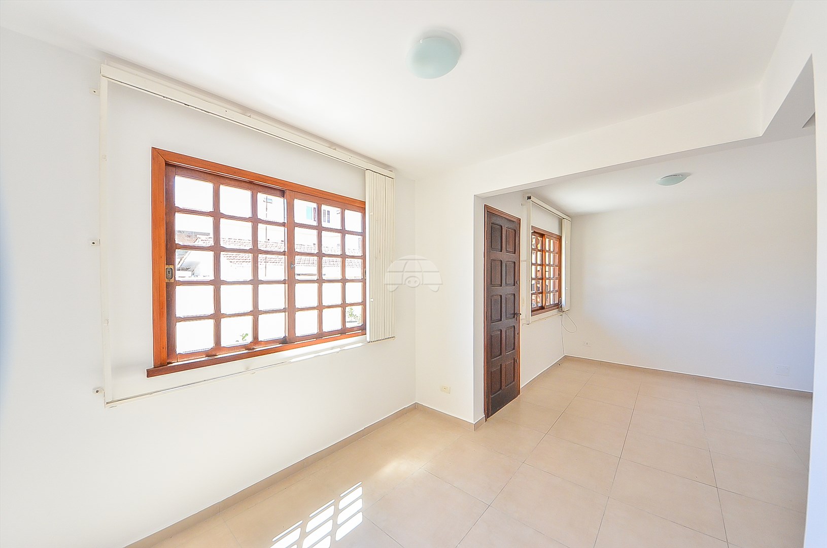 Casa à venda em Uberaba, Curitiba — Portal Chave Fácil