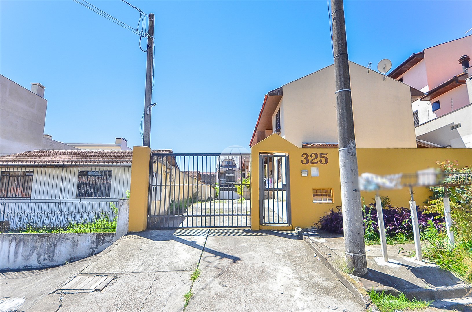 Casa à venda em Uberaba, Curitiba — Portal Chave Fácil