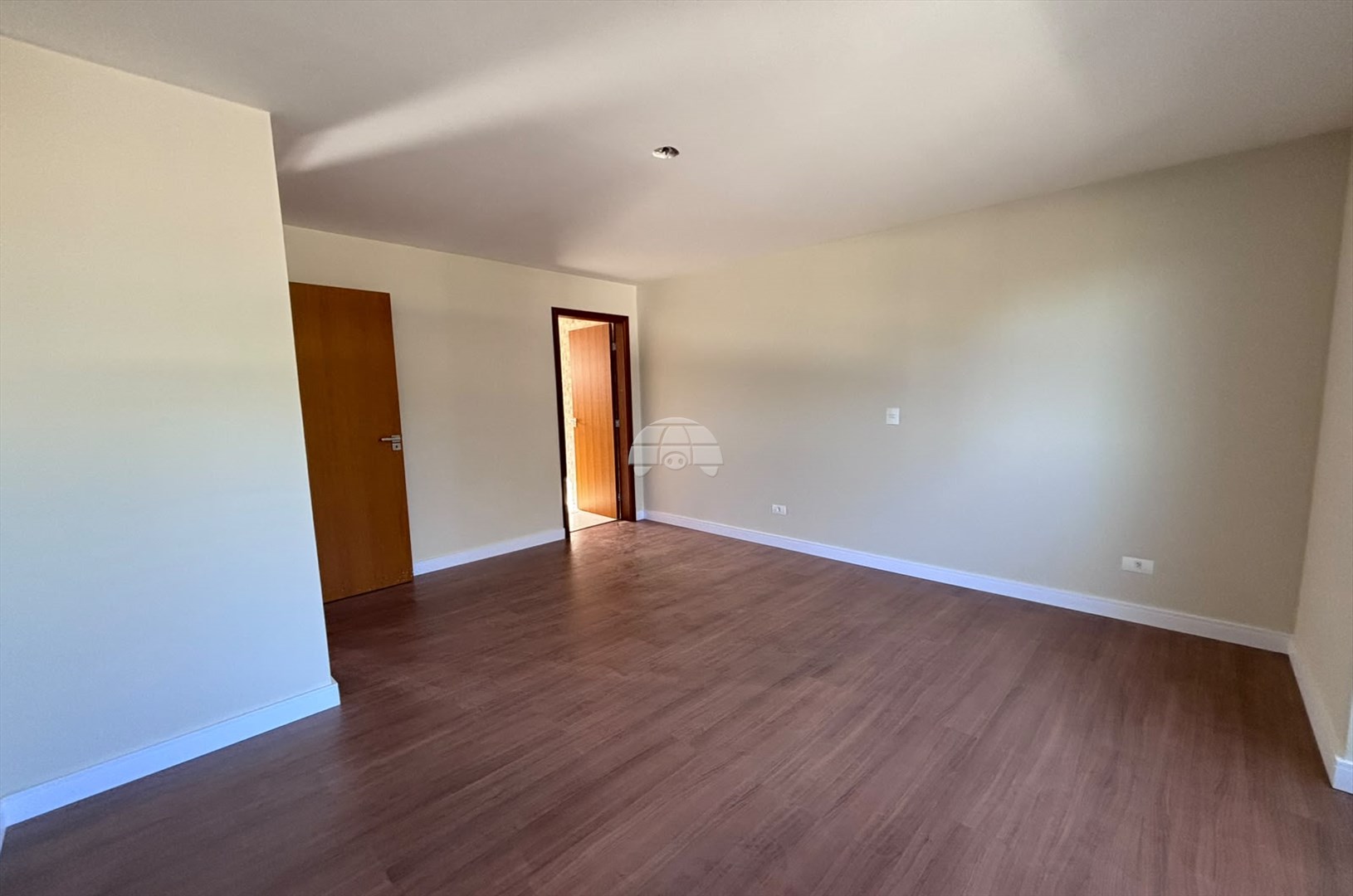 Casa à venda em Abranches, Curitiba — Kondor Imóveis: Imobiliária em Curitiba | Uma imobiliária pra você