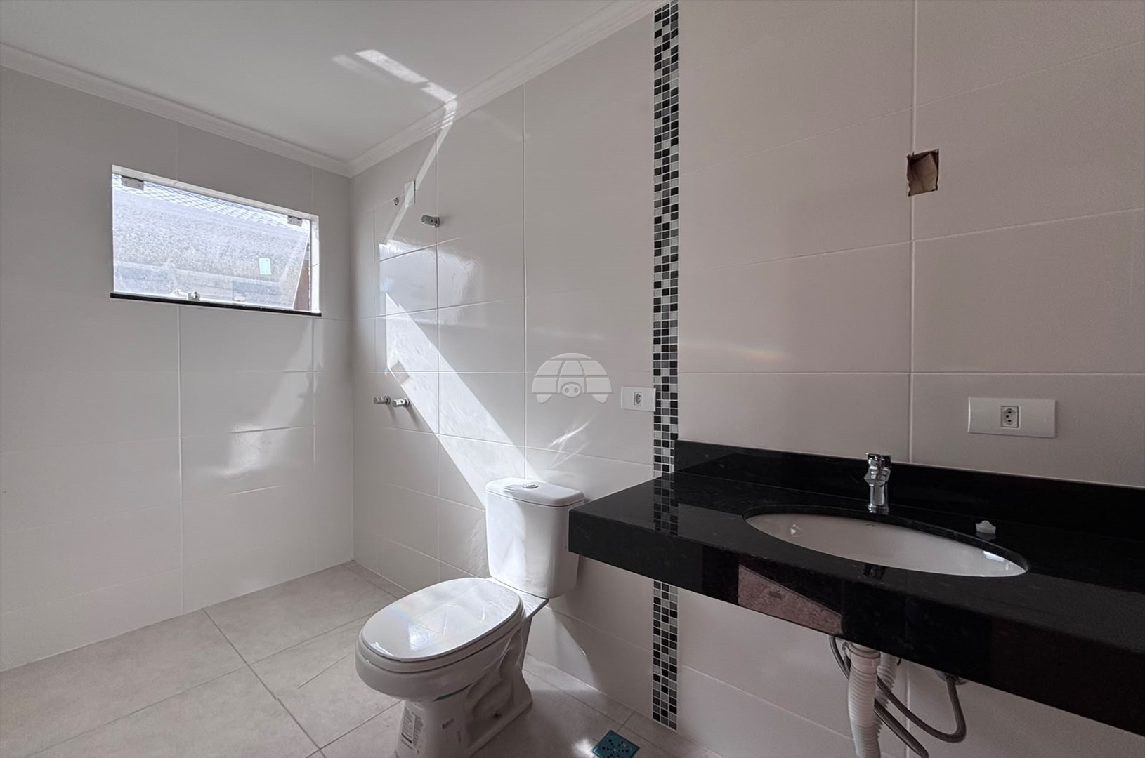 Casa à venda em Abranches, Curitiba — Kondor Imóveis: Imobiliária em Curitiba | Uma imobiliária pra você