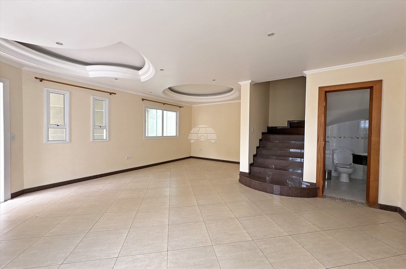 Casa para alugar em Boa Vista, Curitiba — Portal Chave Fácil