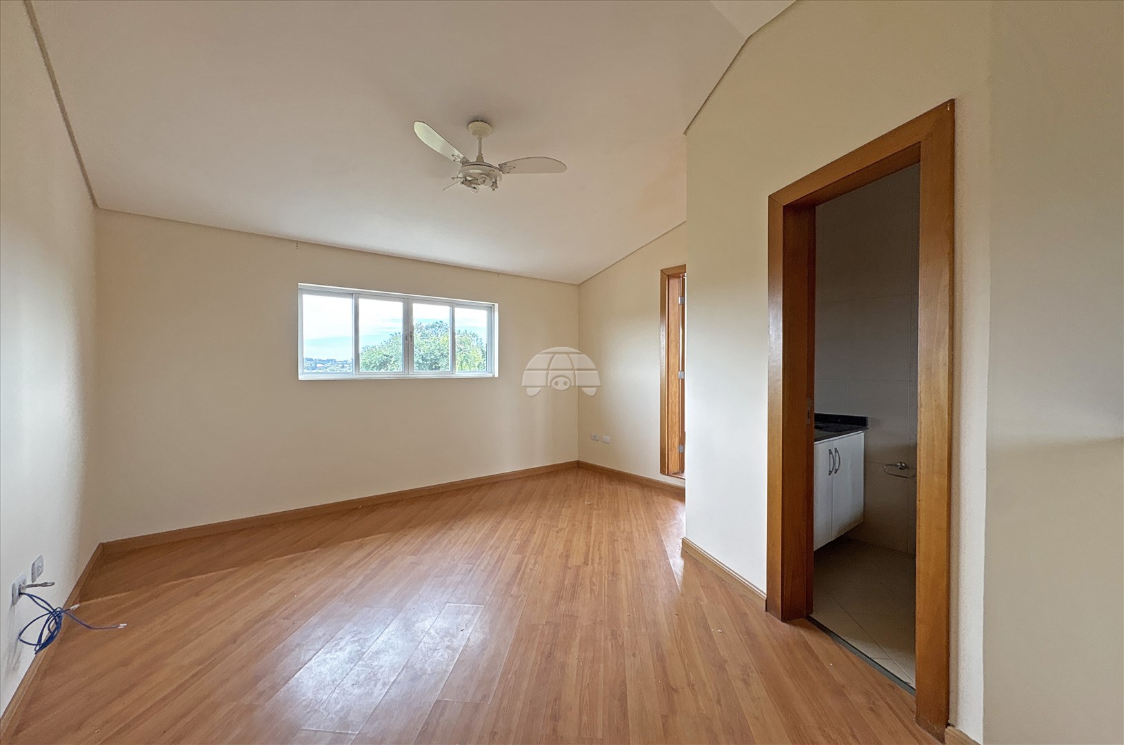 Casa para alugar em Boa Vista, Curitiba — MAFI ADMINISTRADORA DE IMOVEIS LTDA